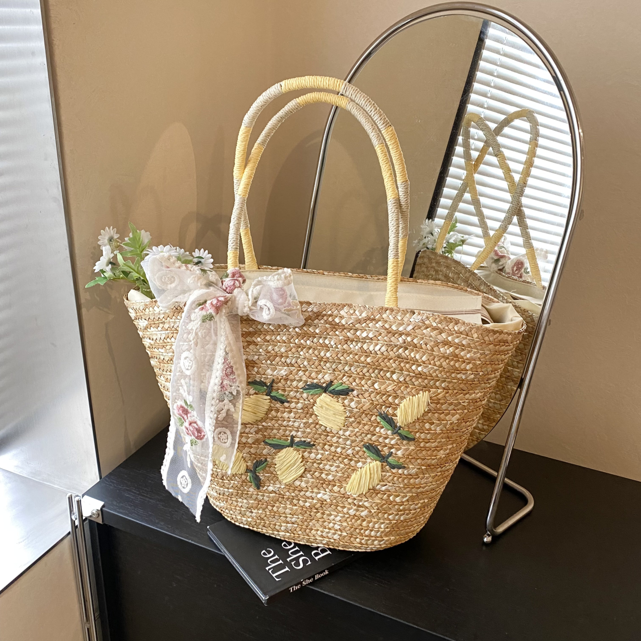 Woven Straw Bag - Large Capacity Beach Shoulder Bag Designer