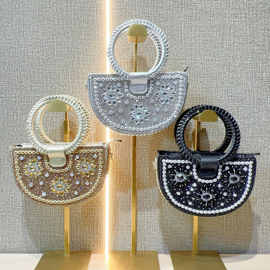 Round Handle Half Moon Bag Cry - Half Moon Crescent 리뷰 및 가격