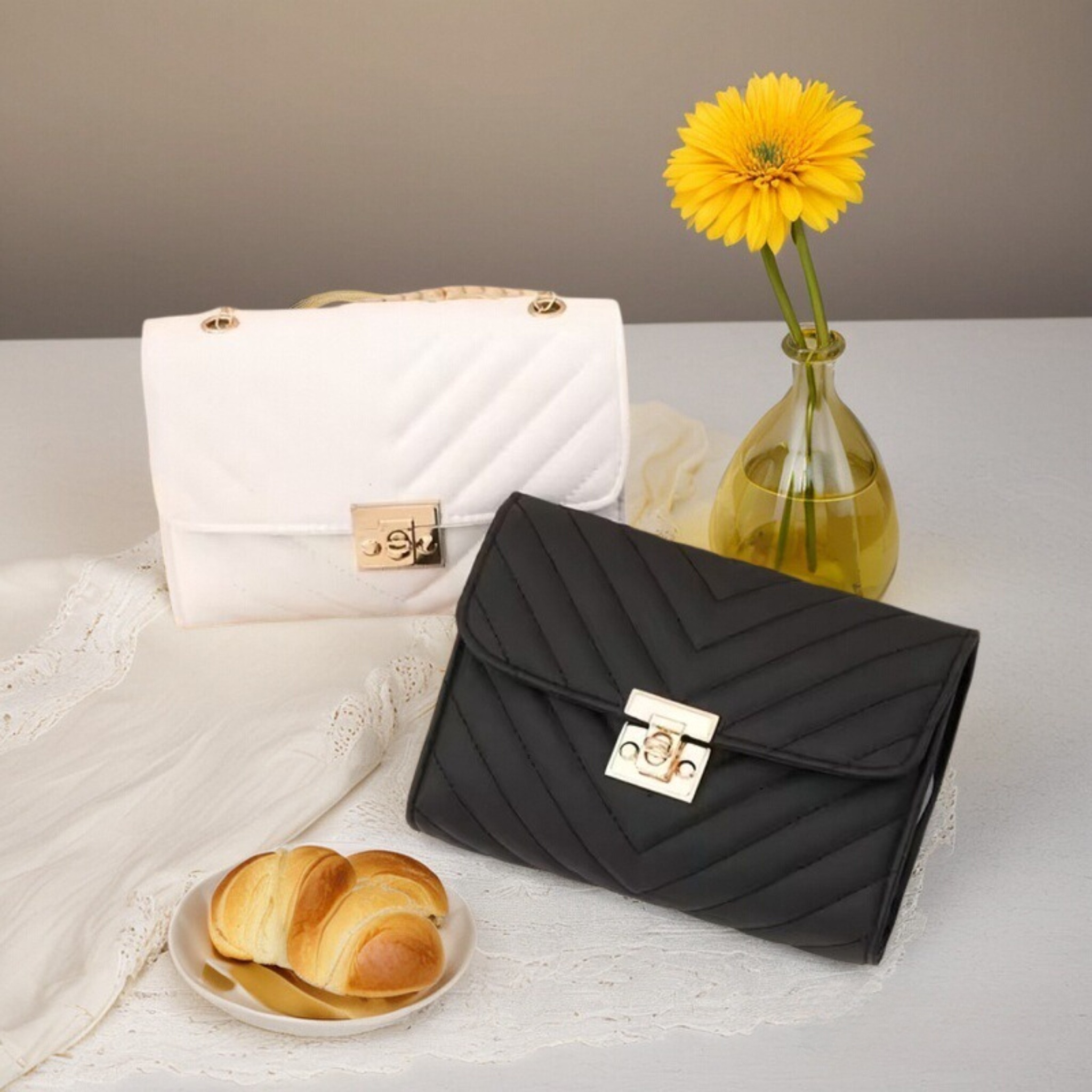 Luxury V-Chevron Quilted Chain - Women Bags Louis Vuitton 리뷰 및 가격