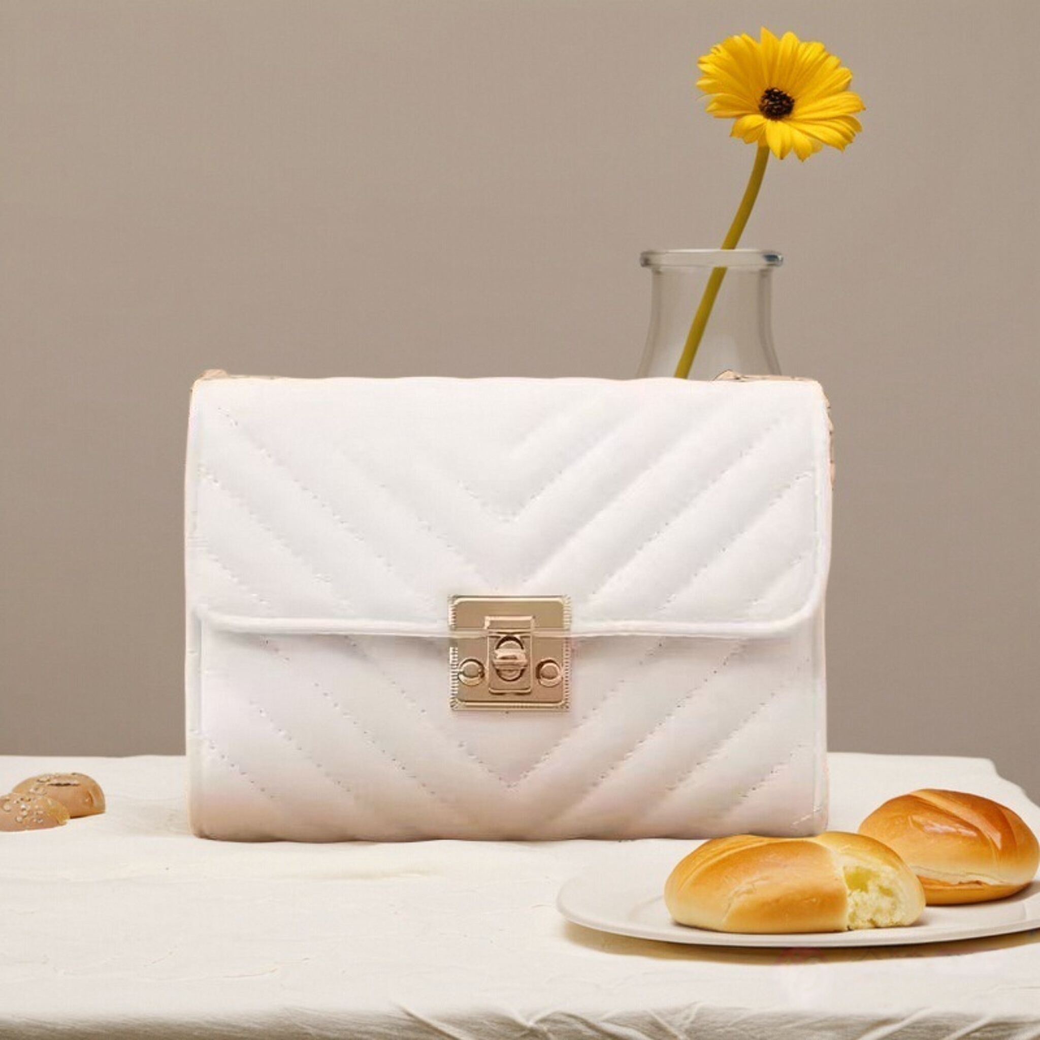 Luxury V-Chevron Quilted Chain - Women Bags Louis Vuitton 리뷰 및 가격