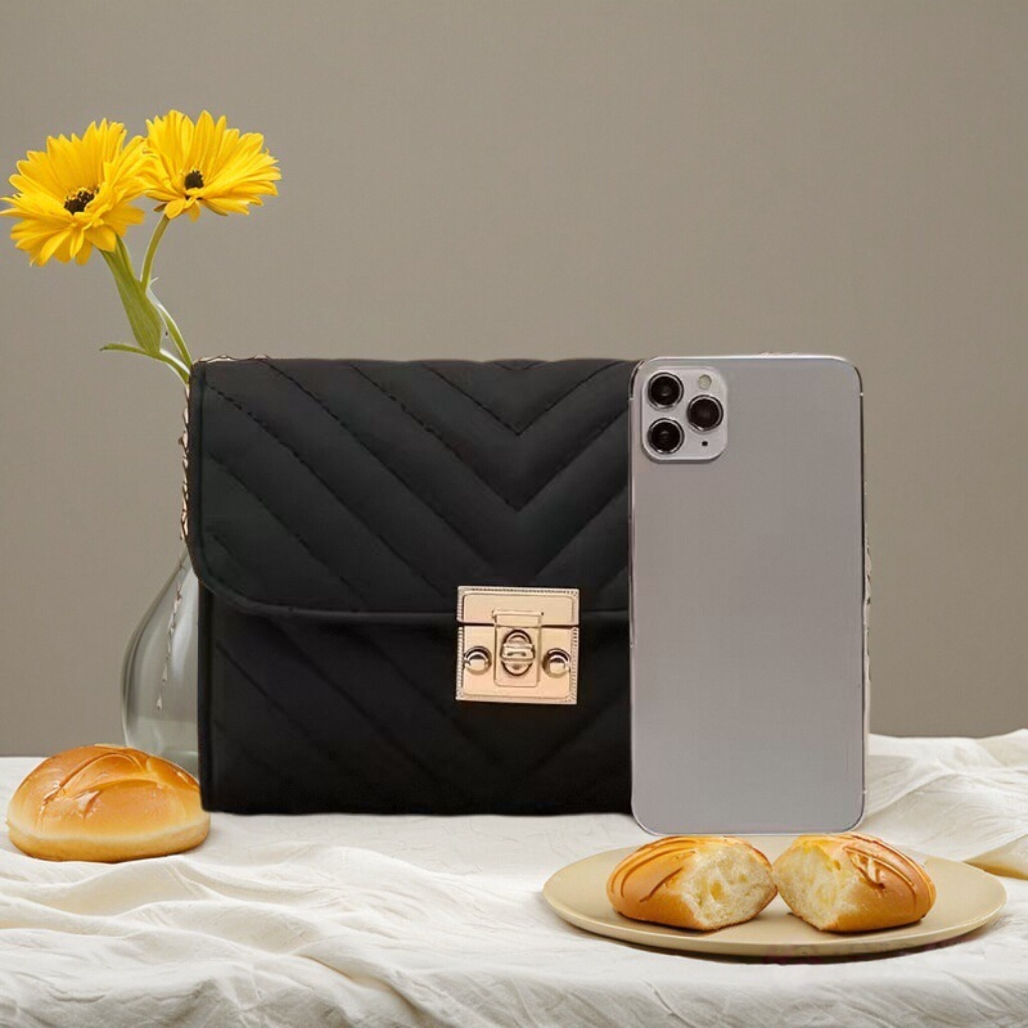 Luxury V-Chevron Quilted Chain - Women Bags Louis Vuitton 리뷰 및 가격