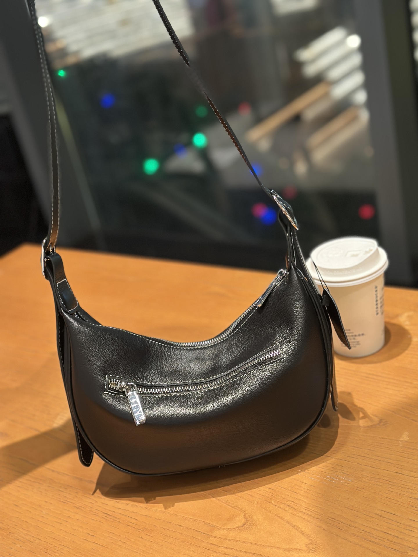Women's Top Layer Cowhide Cros - Half Moon Crescent 리뷰 및 가격
